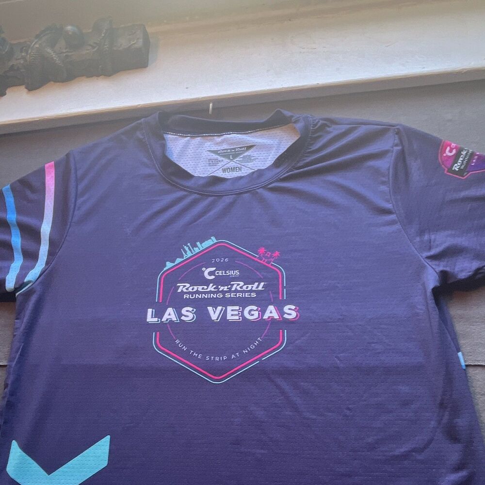 Rock 'n' Roll Marathon Series Women's Purple SS Jersey Tee Stretch Las Vegas 202